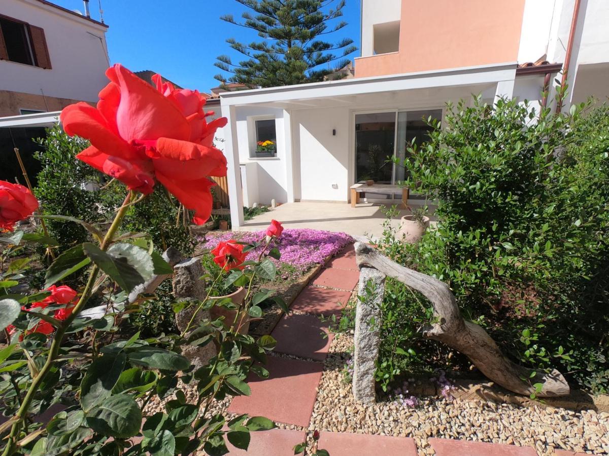 B&B Les Chambres Rooms & Suite Santa Teresa Gallura Exterior foto