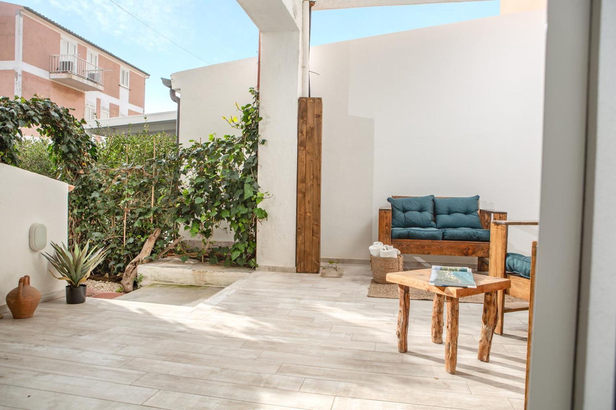 B&B Les Chambres Rooms & Suite Santa Teresa Gallura Exterior foto